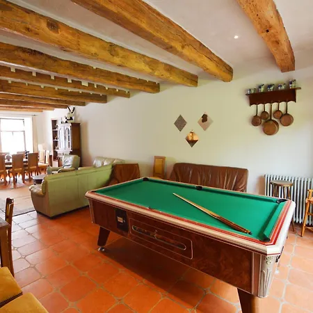 Spacious Ardennes Getaway Casa de Férias *