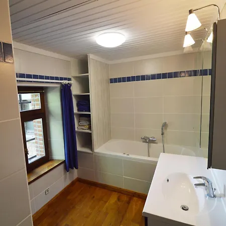 Spacious Ardennes Getaway Дом отдыха Honnay