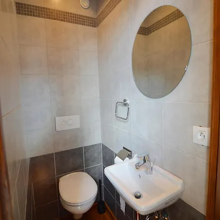 Spacious Ardennes Getaway Дом отдыха Honnay